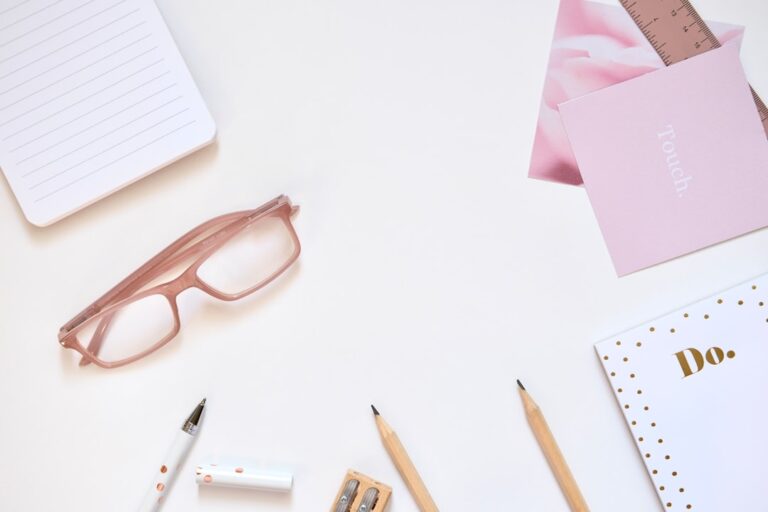 The Ultimate Guide to Choosing Office Supplies for Your Business